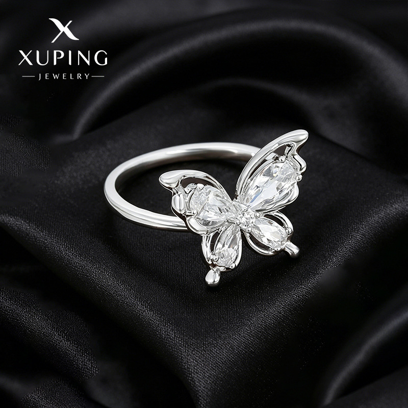 Xuping joyería simple de alto nivel anillo de mariposa nicho diseño ligero de lujo temperamento suave anillo de sellado de viento al por mayor