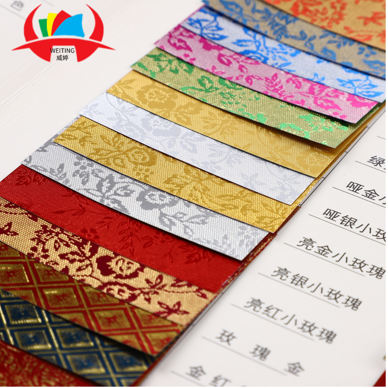 Spot tarjeta de oro y plata en relieve, oro rojo, rosa pequeña, papel especial, papel de estampado de espejo, caja de joyería de estilo antiguo, papel de embalaje