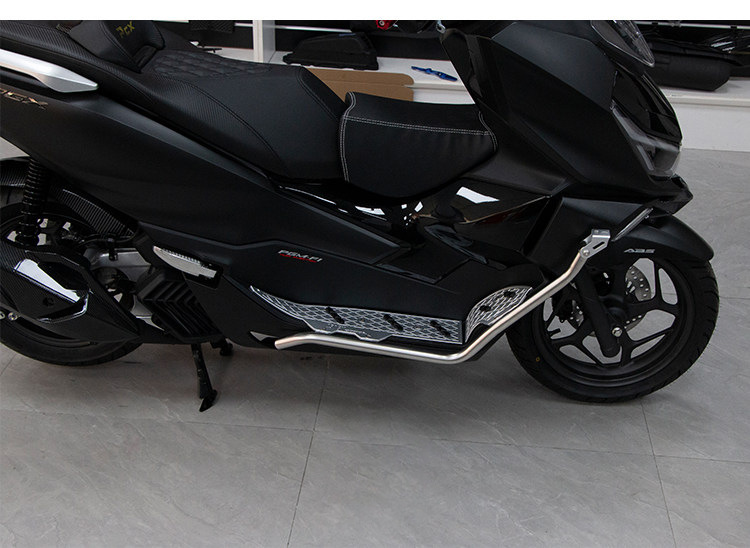 Suitable for Xin Da Zhou Honda Ns150Gx Modified Aluminum Alloy Footrests, Stainless Steel Guard Bars, Thickened Anti-Fall Protection