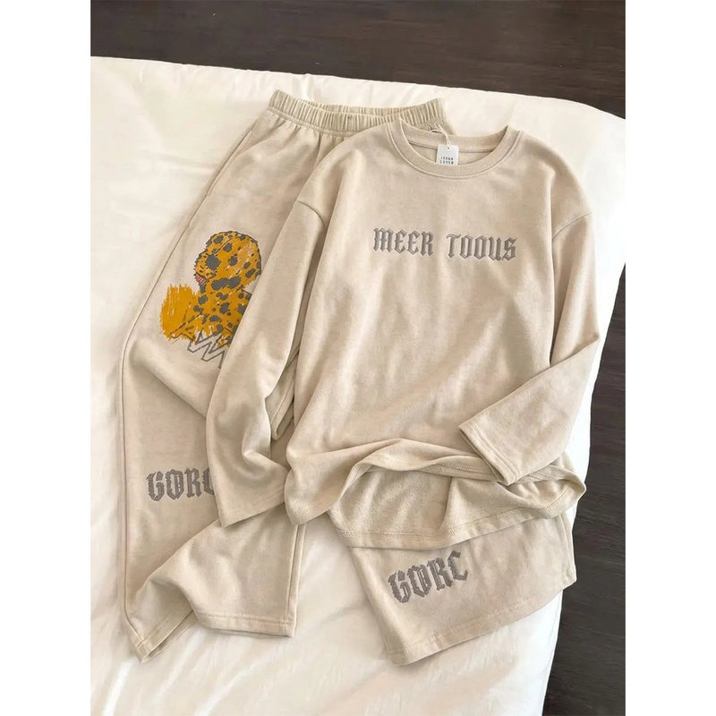 Korean-style retro letter-print long-sleeved pajama set for women, new autumn collection, loose and casual long pants, suitable for wearing at home or as outerwear