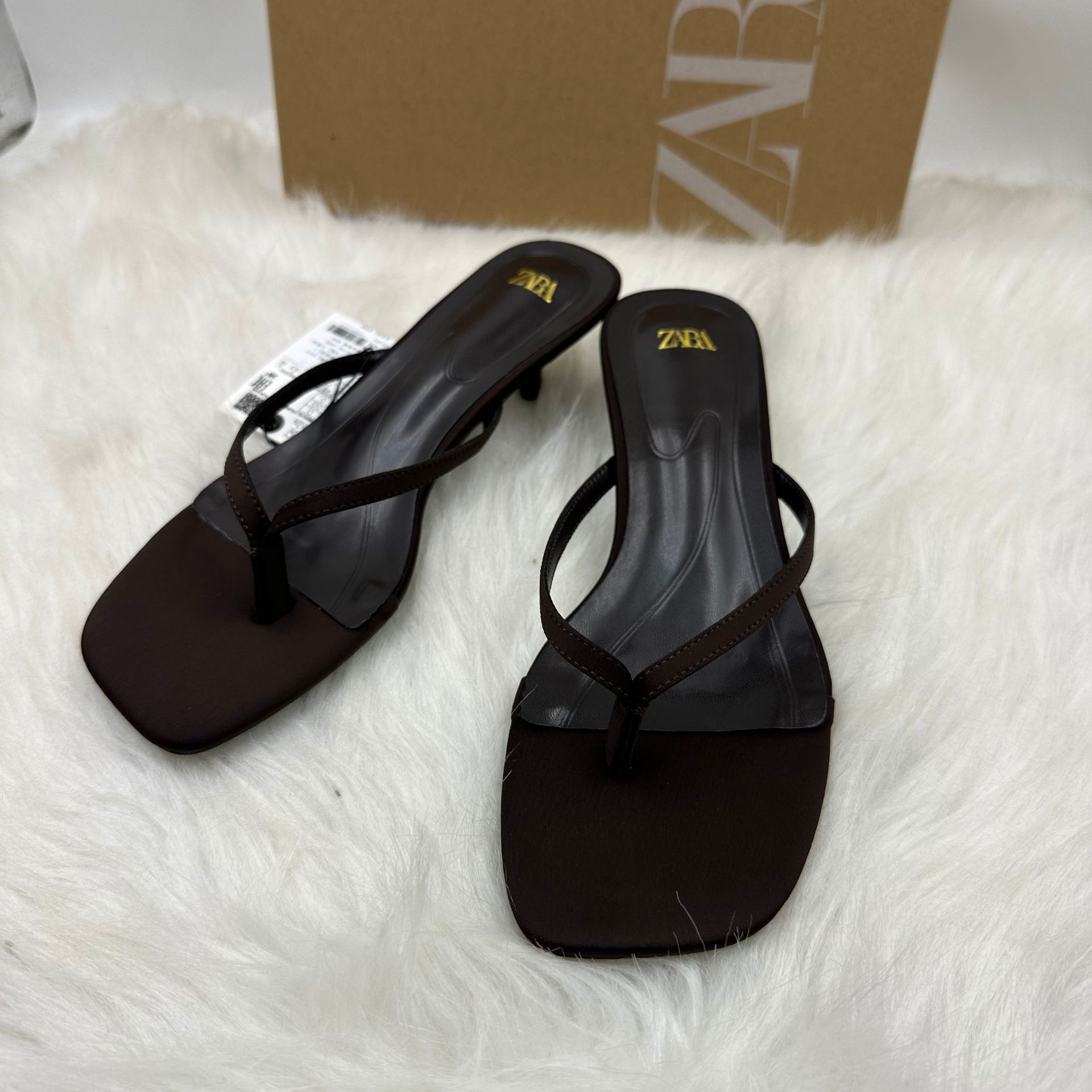  women's new 2026 spring/summer French square toe high-heeled herringbone angle exposed toe back exposed heel fashion sandals for women