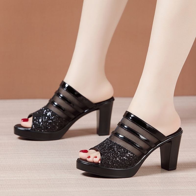 2026 primavera y verano nuevo tamaño de moda casual grueso piso impermeable zapatillas de pez de moda zapatillas de mujer image 6