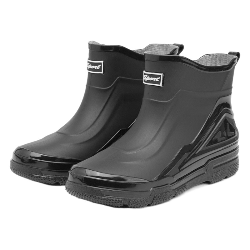 Botas de lluvia de media pantorrilla para hombres zapatos de agua de baja pantorrilla de moda antideslizante impermeable corto de suela gruesa PVC resistente al desgaste en stock al por mayor