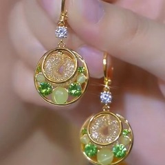 金糸の網の形のイヤリングの女性2025新型の爆発的なイヤリングの軽い豪華な高級感の雰囲気の大きい耳飾り