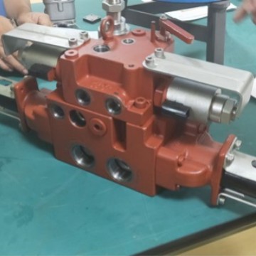 原装川崎C10主阀组辅阀组电比例阀