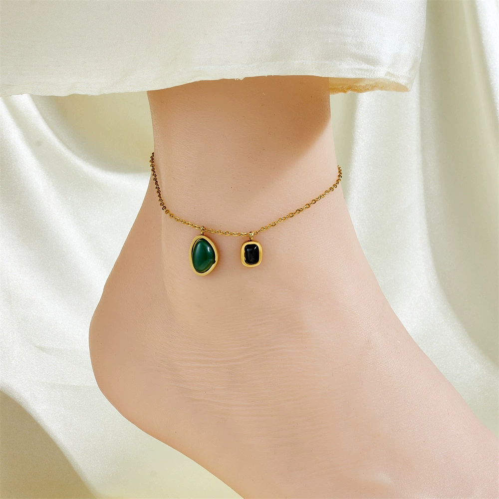 Ankle bracelet, chain, golden fashionable sexy accessory stainless steel, simple and elegant design, light luxury style, internet celebrity, 750 sample gold