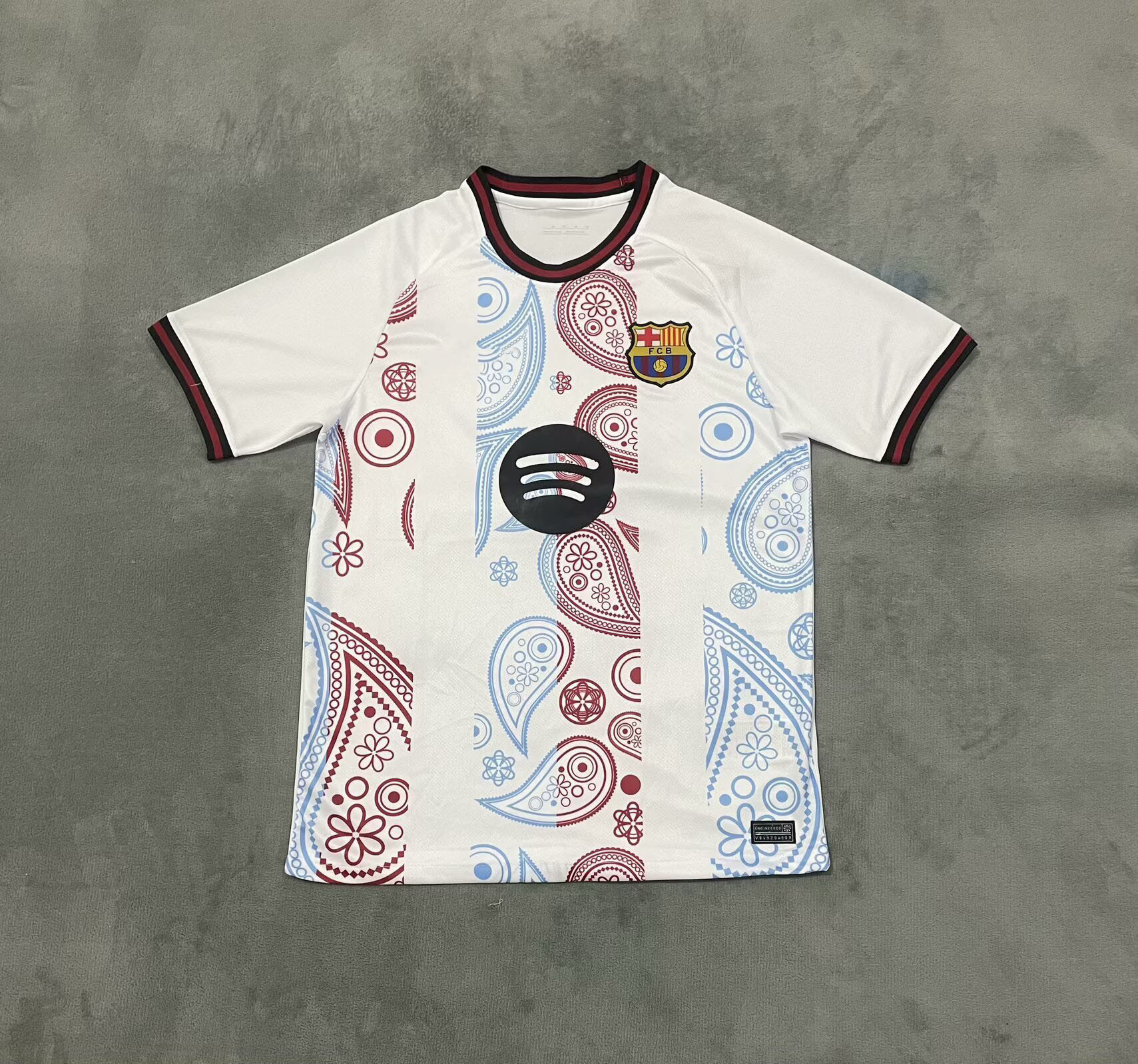 25-26 Fabricante especial de ropa de fútbol venta directa de una camiseta de malla camiseta de mangas cortas ropa de fútbol deportiva