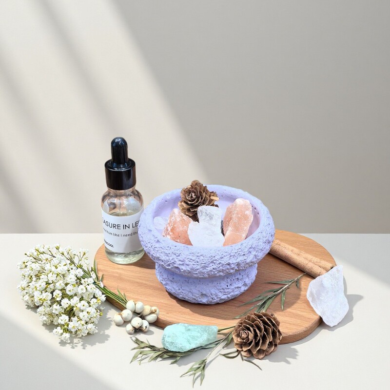 Cross-Border Internet Celebrity Ins-Style Cement Meteorite Candle Cup Flameless Crystal Container Romantic Fragrance Long-Lasting Candle Holder Ornament