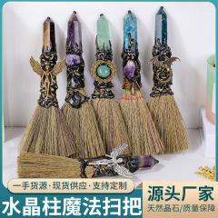 国境を越えた水晶柱魔法のほうきがハロウィーンクリスマスの家庭装飾工芸品を飾ってプレゼント卸売りする