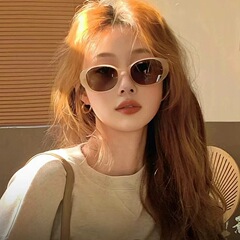 芯脚茶色レトロサングラス女性楕円高級感日焼け止め紫外線防止ネット赤黒白サングラス
