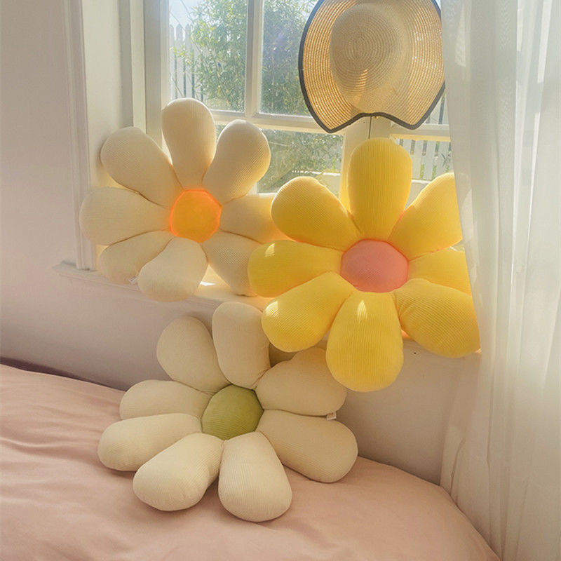 太阳花抱枕小雏菊花朵可爱毛绒靠垫沙发床上客厅坐垫靠枕卧室厂家