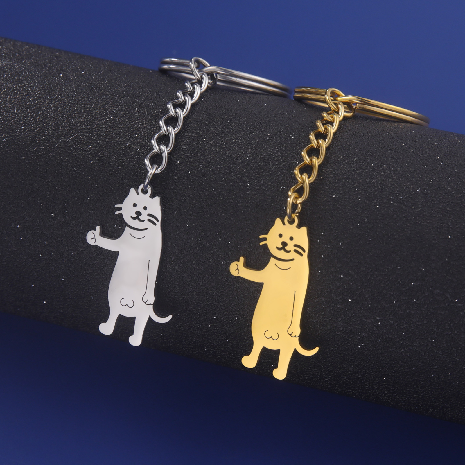Hot Selling Cartoon Titanium Steel Cut Cute Thumbs-up Kitten Pendant 304 Material Stainless Steel Key Ring display picture 5