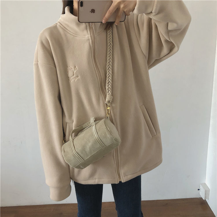 Fashionable Zipper Design
