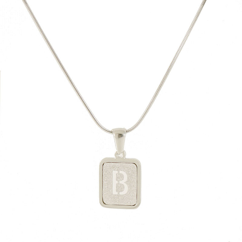 Nicho de moda europea y americana Cadena de hueso de serpiente 18K carta collar femenino transfronterizo de acero de titanio Arena-presionado carta colgante joyería al por mayor