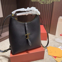 �����zŮ��tod�˻@��Ů����������ˮͰ�����������μ��������