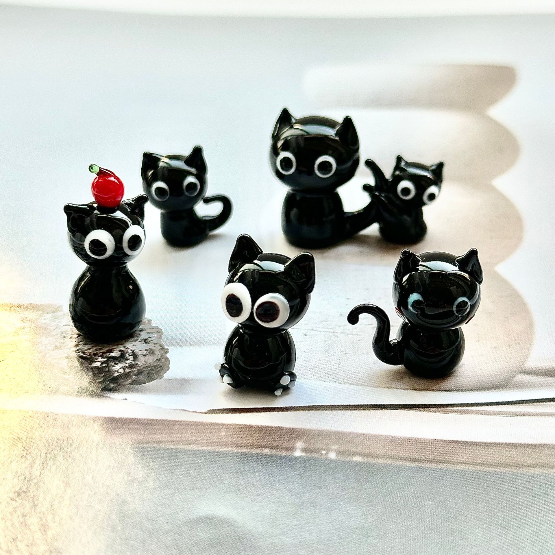 Handmade Glass Cute Cat Ornaments Mini Kitten Japanese Style Simulation Realistic Cute Pure Handmade Wholesale