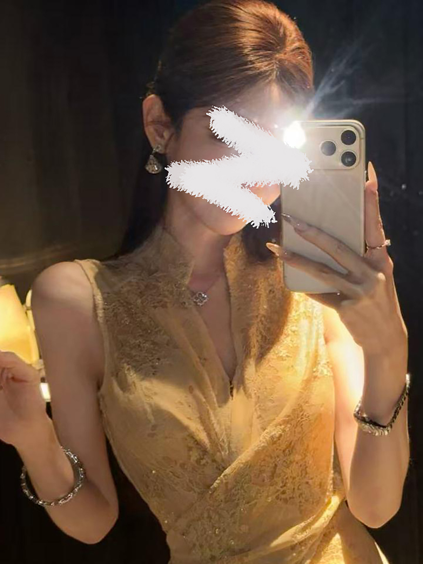 Áo sơ mi ren không tay nữ tính phong cách tân cổ điển — màu vàng chi tiết 2