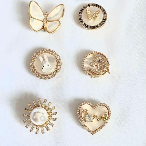 Magnetic Clasp Natural Mother-of-Pearl Butterfly Brooch, Same Style as 