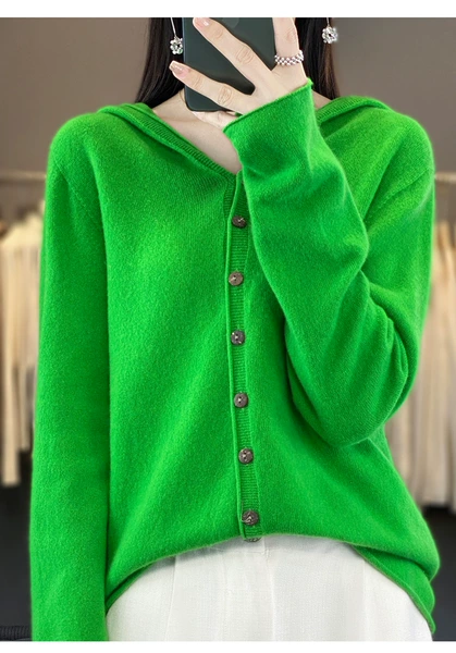 Emerald, green
