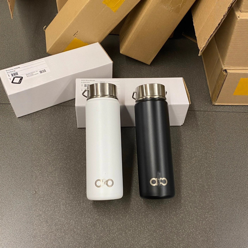 新款Alo WaterBottle316保温水瓶运动中保持水分旋盖手柄方便携带|undefined
