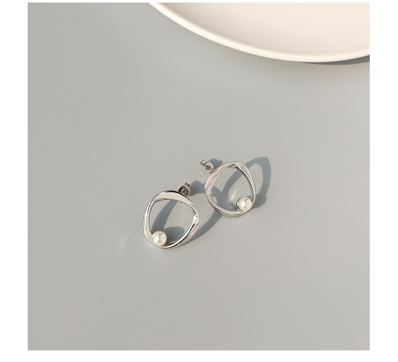 Titanium Steel Irregular Imitation Pearl Earrings display picture 4