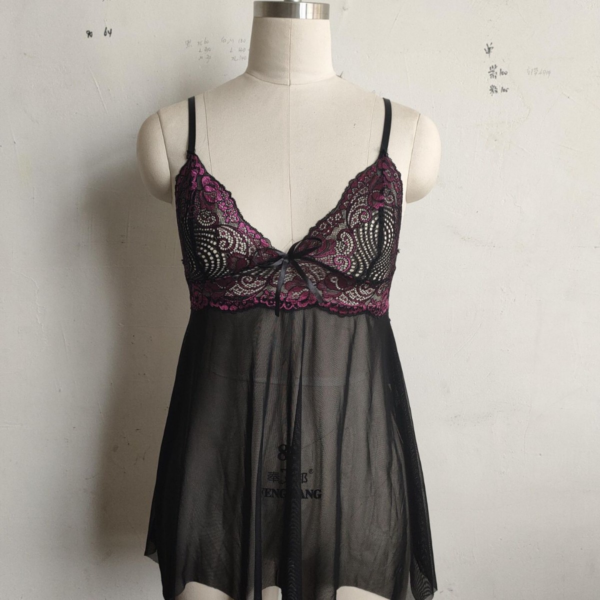 Lencería sexy de mujer europea y americana sexy tentación traje de Mujer Transparente Sling Plus tamaño encaje malla traje más tamaño Pijamas