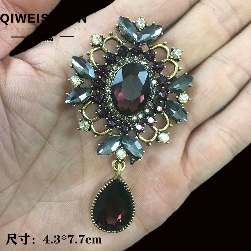 Qiwai 新しいクリエイティブ diy ダイヤモンドパールフラワー太陽神花宝石ペンダント蝶ネクタイアクセサリー合金アクセサリー|undefined