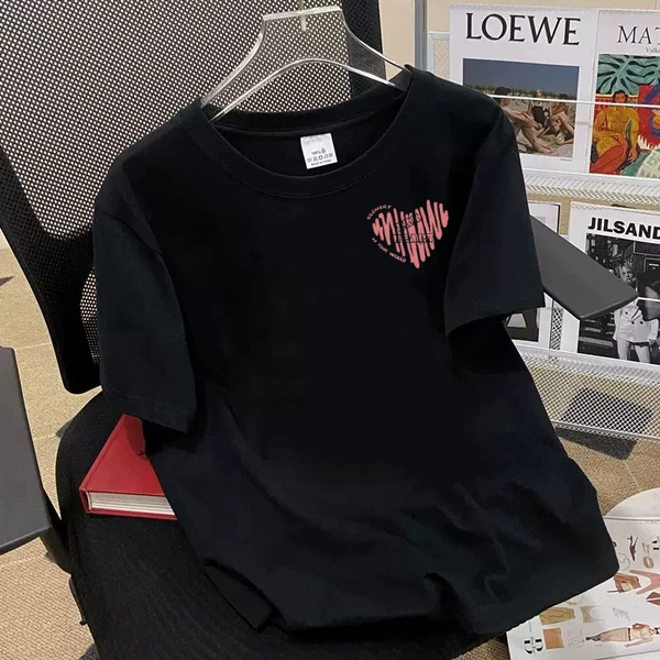 Pink heart-shaped small label [black]
