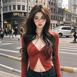 TZ5261性感纯欲辣妹红色V领上衣女新款设计感下摆开叉气质短款T恤