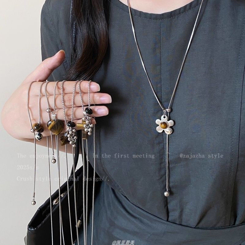 极简风水滴吊坠项链女秋冬长款卫衣毛衣链休闲百搭轻奢高级感配饰|undefined