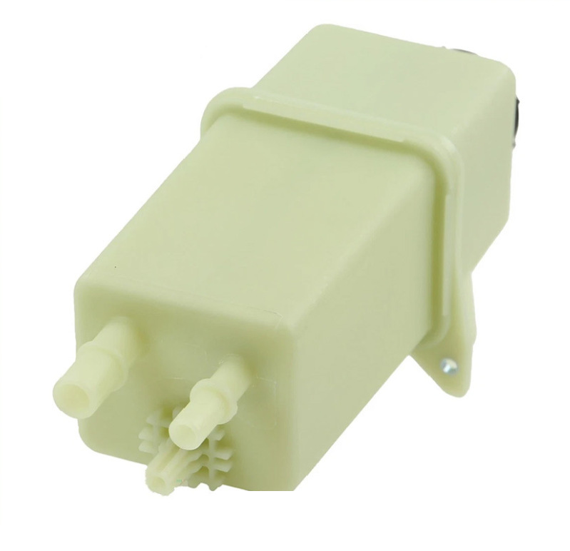 Car steering power pump oil reservoir 68135084AA suitable for Dodge RAM PROMASTER 1500