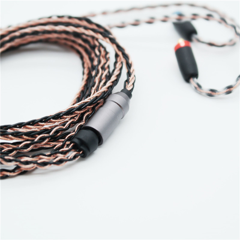 Zhongshan Zhensheng 8 hilos de alambre de cobre libre de oxígeno mezclado MMCX reemplazo enchufable MP3 Cable de auriculares SE535UE900