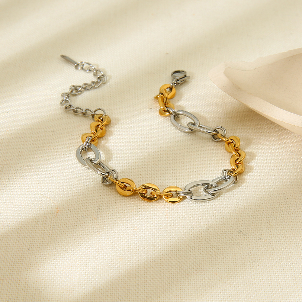 Daily Occasion 304 Stainless Steel Material Vintage Style Classic Style Geometric 304 Stainless Steel 18K Gold Plated Chain-free Bracelets In Bulk