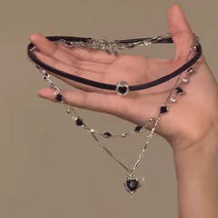 「黒縄甘くてクールな心」多層重ね付けネックレス女性ギャル甘くてクールな黒革紐の鎖の鎖の骨の鎖のchoker首の鎖