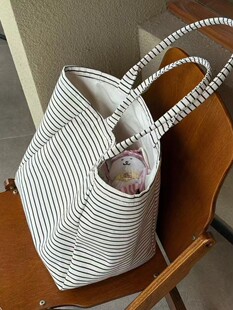 High quality capacious handheld shopping bag to go out