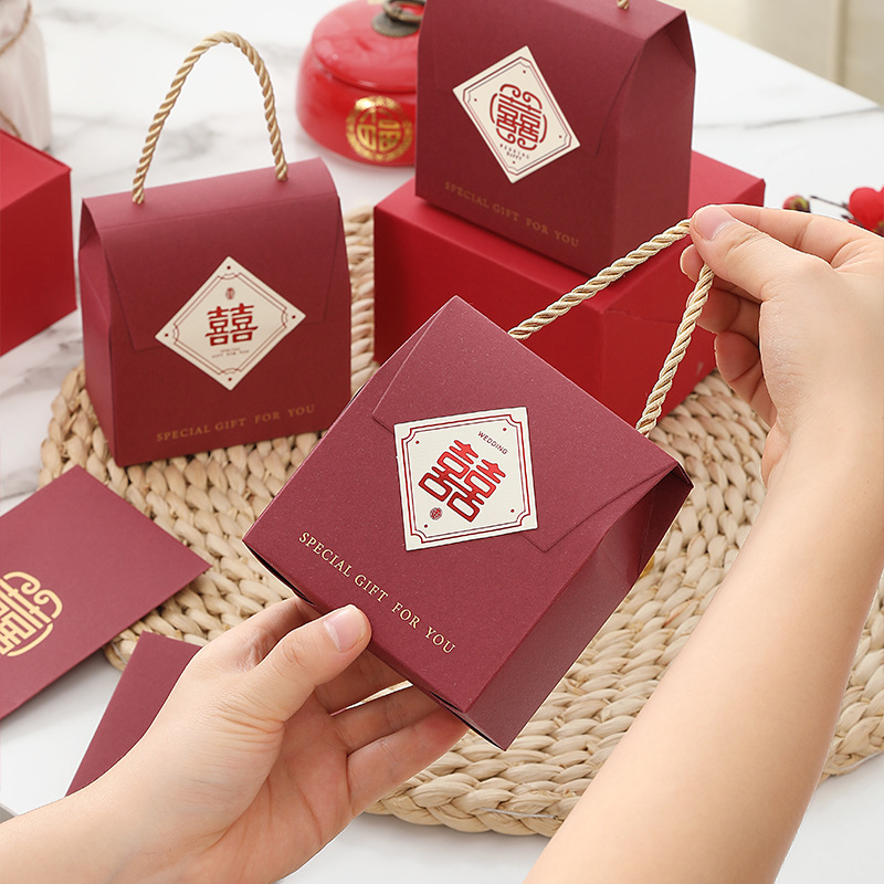 Wedding souvenirs Chinese simple wedding candy box empty box portable wholesale wedding creative candy bag with happy words