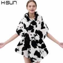 跨境亚马逊新款2025秋冬欧美休闲时尚毛绒围巾披肩女奶牛印花源头