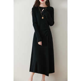 24秋冬新款纯羊毛裙圆领连衣裙女收腰显瘦抽绳褶皱羊毛配大衣长裙
