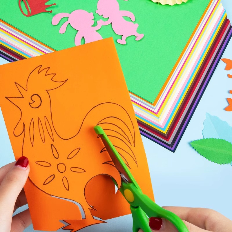 Cartón de color A4 engrosado cartón duro hecho a mano 8k cartón de cubierta A3 tarjeta negra 4K tarjeta blanca rojo 20 paquetes de materiales de color