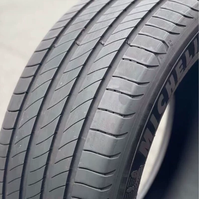 Et5 Xiaopeng P7, Vehicle tire