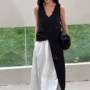 好看法式无袖v领连衣裙