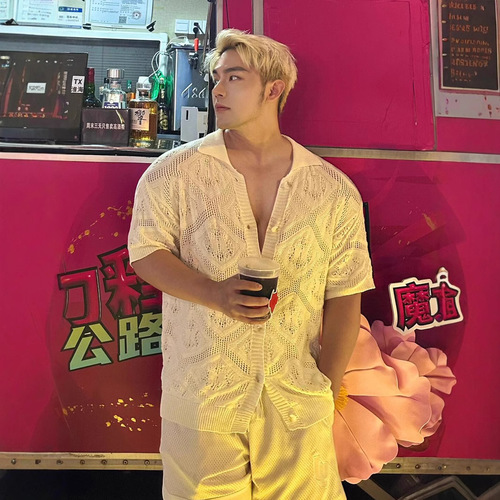 American Retro Lace Knit Short-Sleeve T-Shirt for Men - Summer Casual Loose Sun Protection Half-Sleeve Jacket Top Trendy