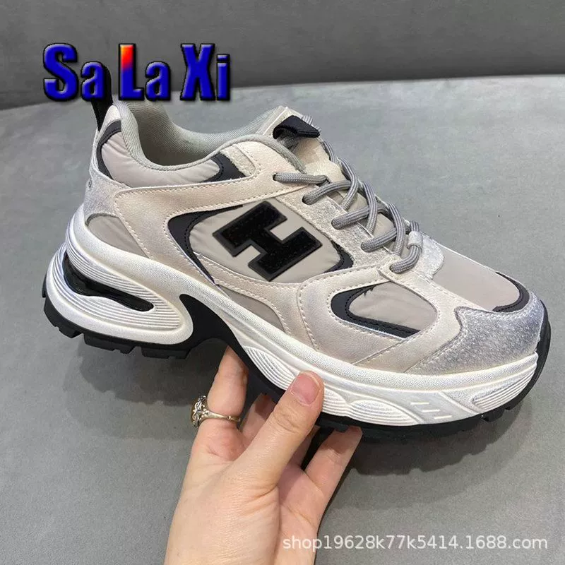 Старик с тем же толстым дном папа и девушка 2024 весна и осень новый 7 см рост дикие повседневные кроссовки