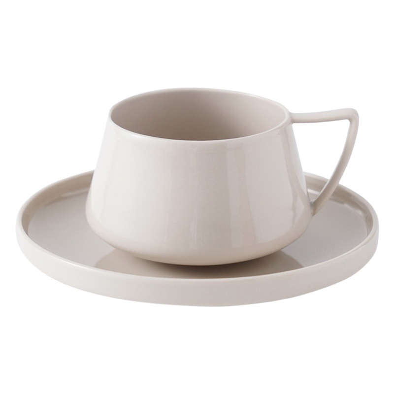 Cerámica ins Oficina En Casa taza de té la tarde color sólido Garland oreja colgando creativo simple traje café y platillo