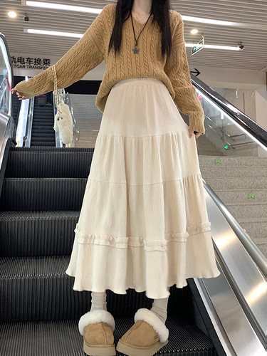 Korean Style Pleated Semi-Skirt for Women, Autumn/Winter New Arrival Satin Fringe High-Waist Slimming A-Line Medium-Length Umbrella Skirt, Instagram Style
