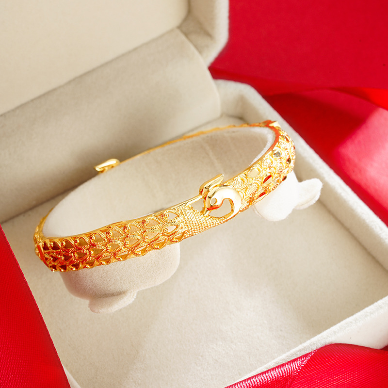 Moda nacional Pavo Real hebilla pulsera Vietnam oro hueco estilo chino de las mujeres tallado vintage pulsera al por mayor chapado en oro antiguo