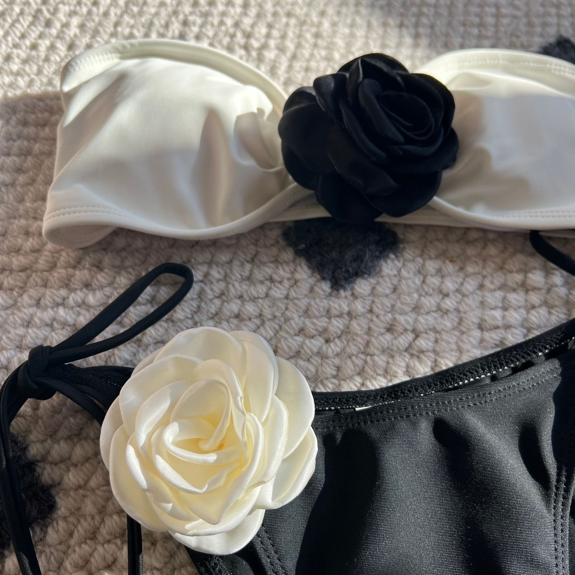 Frau Einfarbig Blume 2-Teiliges Set Bikinis Bademode display picture 3