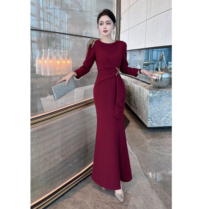 High-End Dress with Heavy Craftsmanship, Elegant Slim-Fit Mermaid Long Dress for Weddings, Young Mothers' Evening Party Women's Dress
