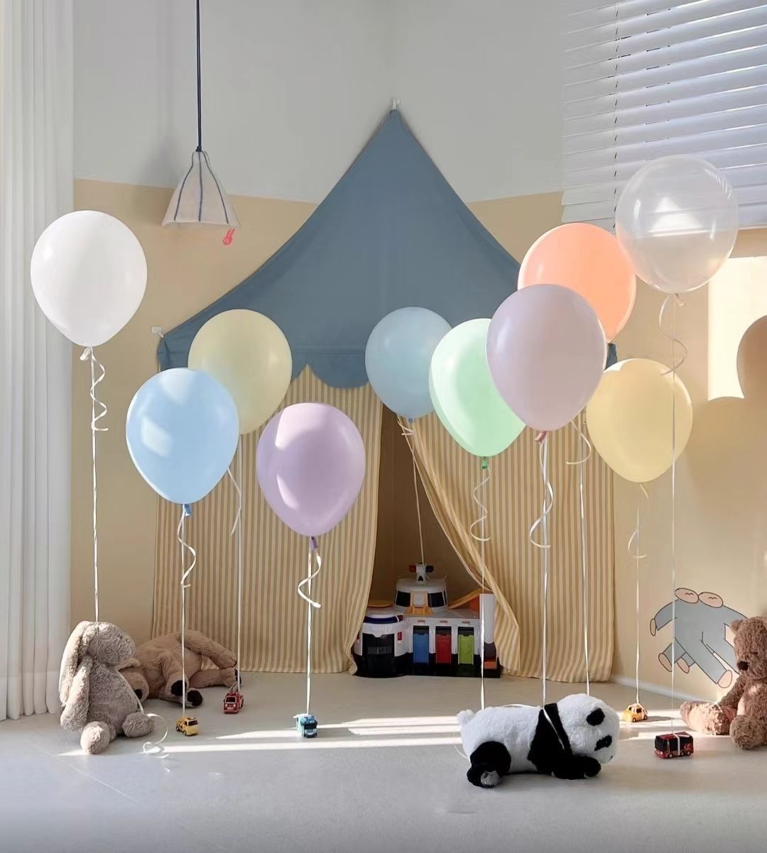 Bouquet di palloncini in lattice per feste di primo compleanno_voghion.com