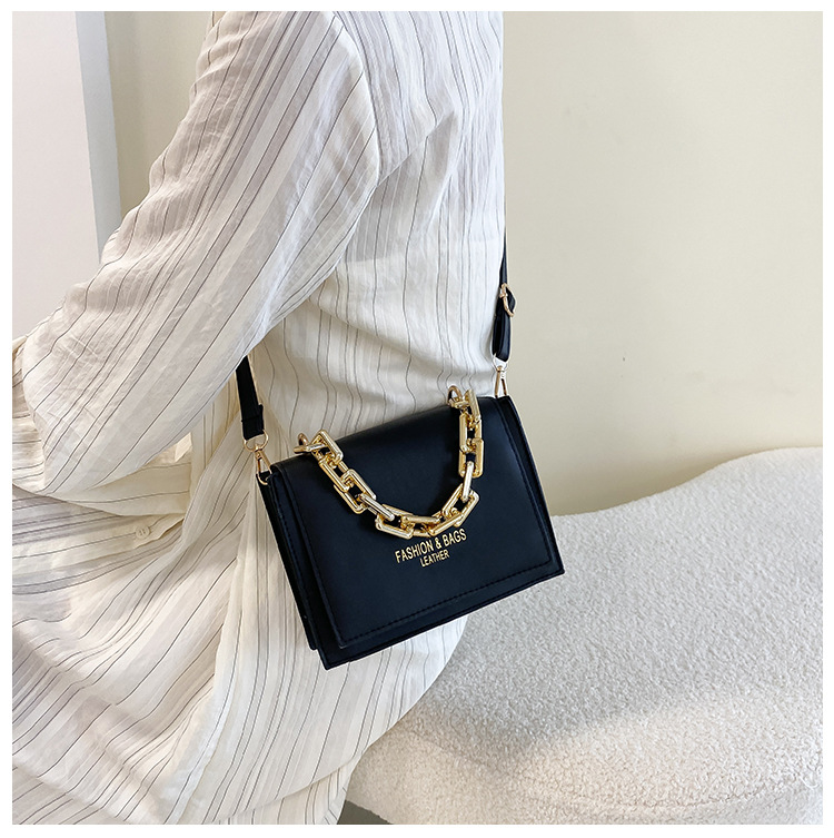 Rhombus Chain Bag Casual Women's Trendy Bags Crossbody Western Style Underarm Bag Fashion Women Shoulder Bag Small Square Bag display picture 4
